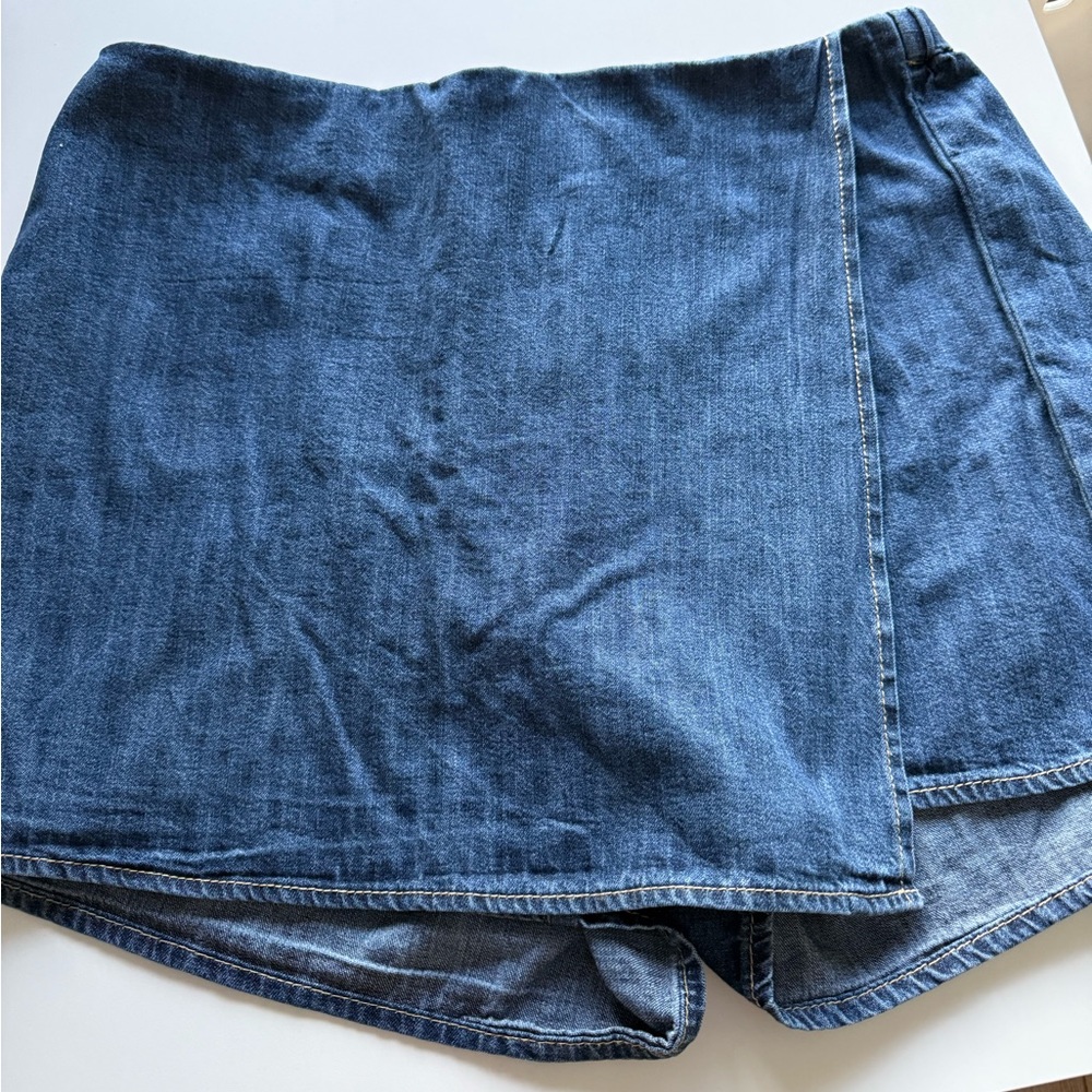 Old Navy Classic Blue Denim Skort